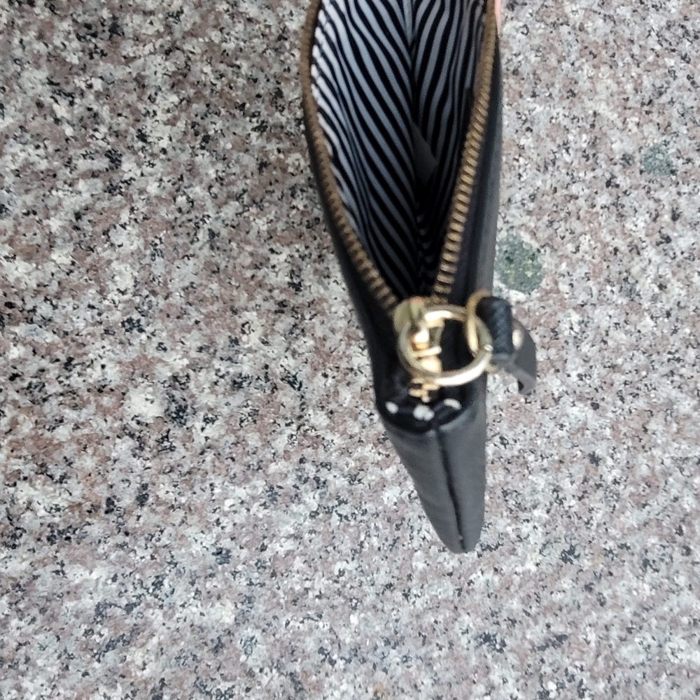 Kate Spade pouch - Picture 5 of 7